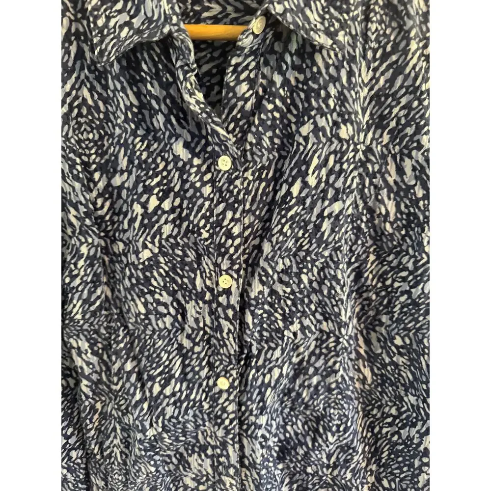 J McLaughlin blue print button down - Picture 3 of 6